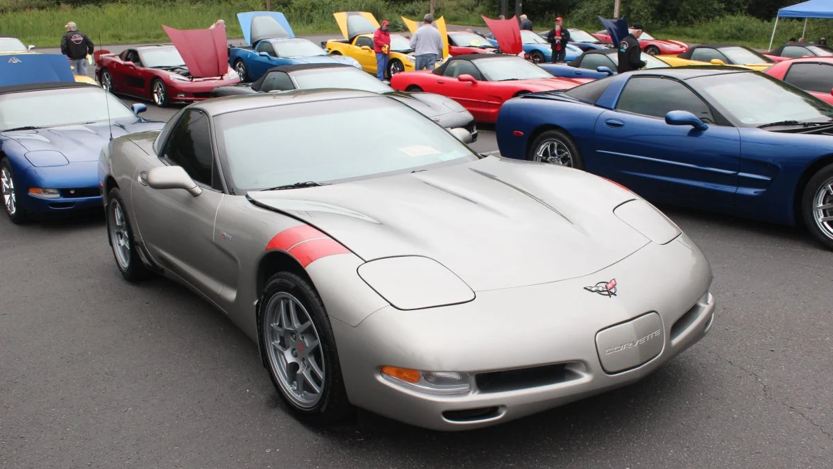 Corvette Generations/C5/C5 Silver (2).webp